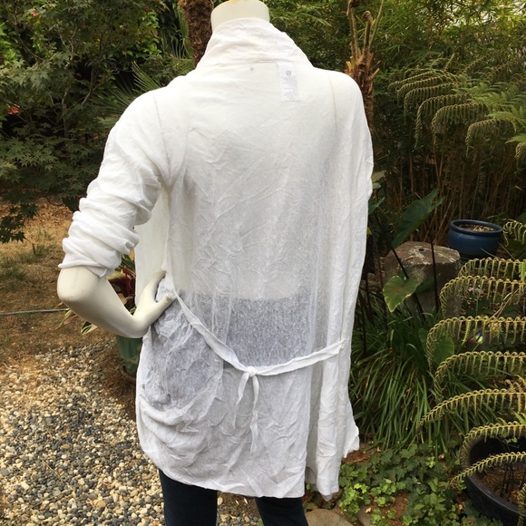 CREA CONCEPTS Semi-Sheer Summery Cape - Picture 3 of 6